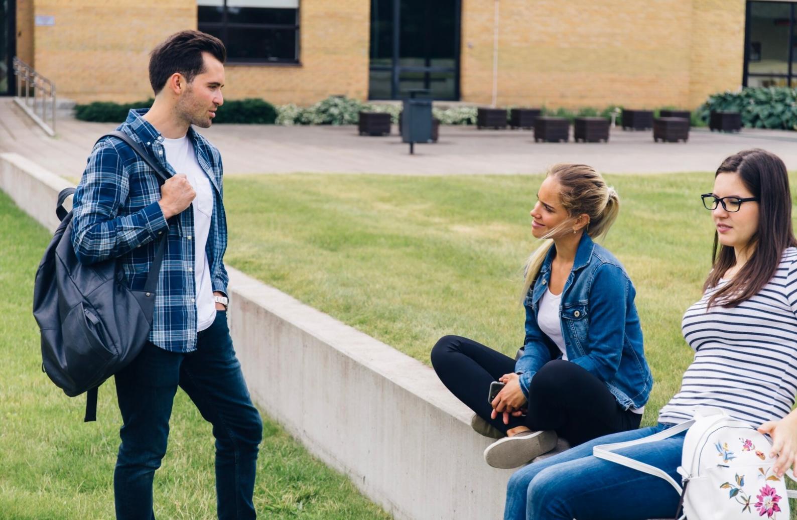 Yoga-Praxis in natürlicher Umgebung